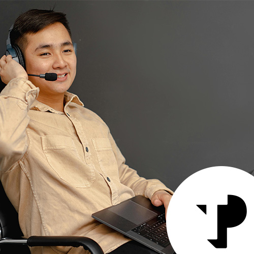 Customer Expert Person